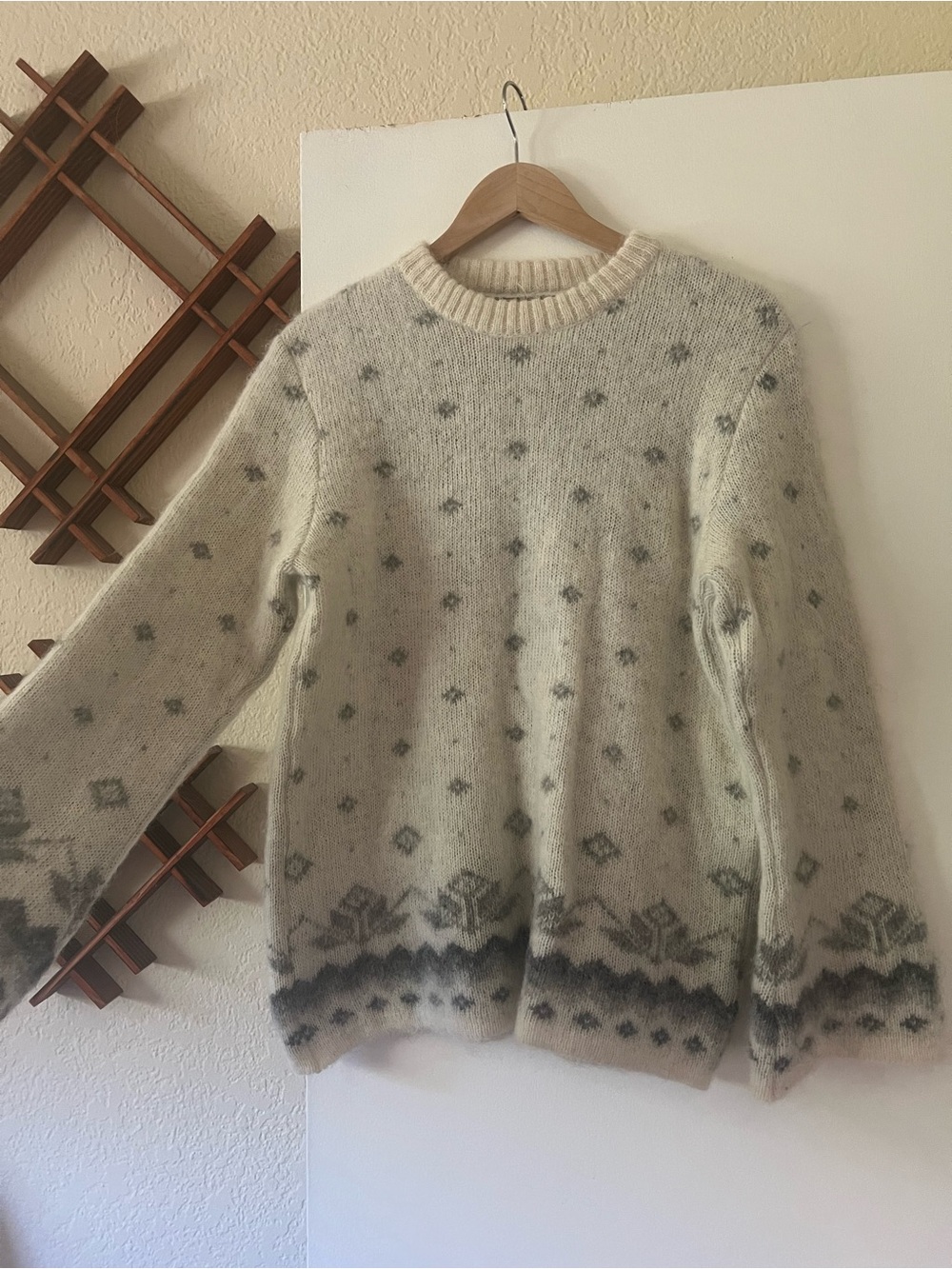 100% wool Nordic Fair Islae Crewneck Sweater - Cream & Gray